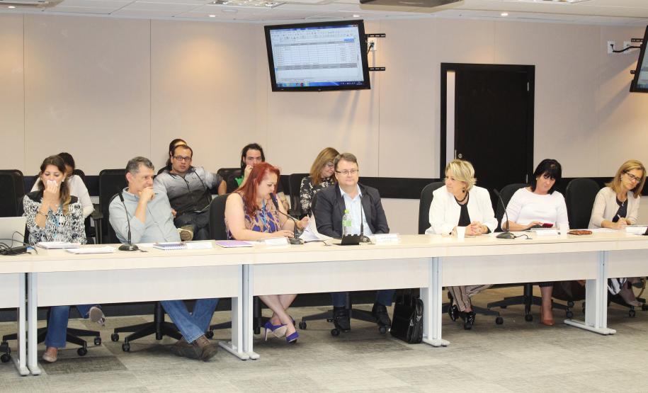 Secretária da Família e Desenvolvimento Social, Nádia Moura, participa da reunião do CIB - Foto: Aliocha Maurício/SEDS